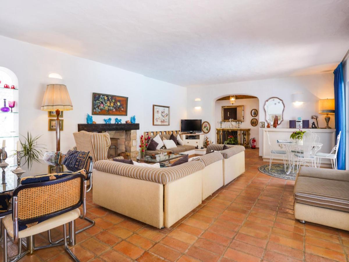 Roofed Villa In Albufeira With Private Swimming Pool Olhos de Αgua Εξωτερικό φωτογραφία