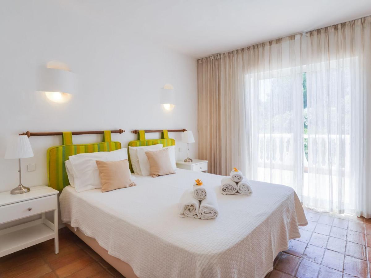 Roofed Villa In Albufeira With Private Swimming Pool Olhos de Αgua Εξωτερικό φωτογραφία