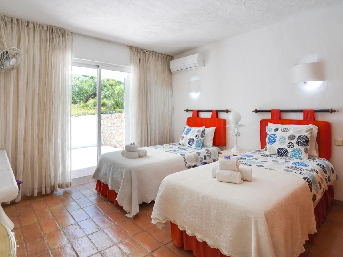 Roofed Villa In Albufeira With Private Swimming Pool Olhos de Αgua Εξωτερικό φωτογραφία