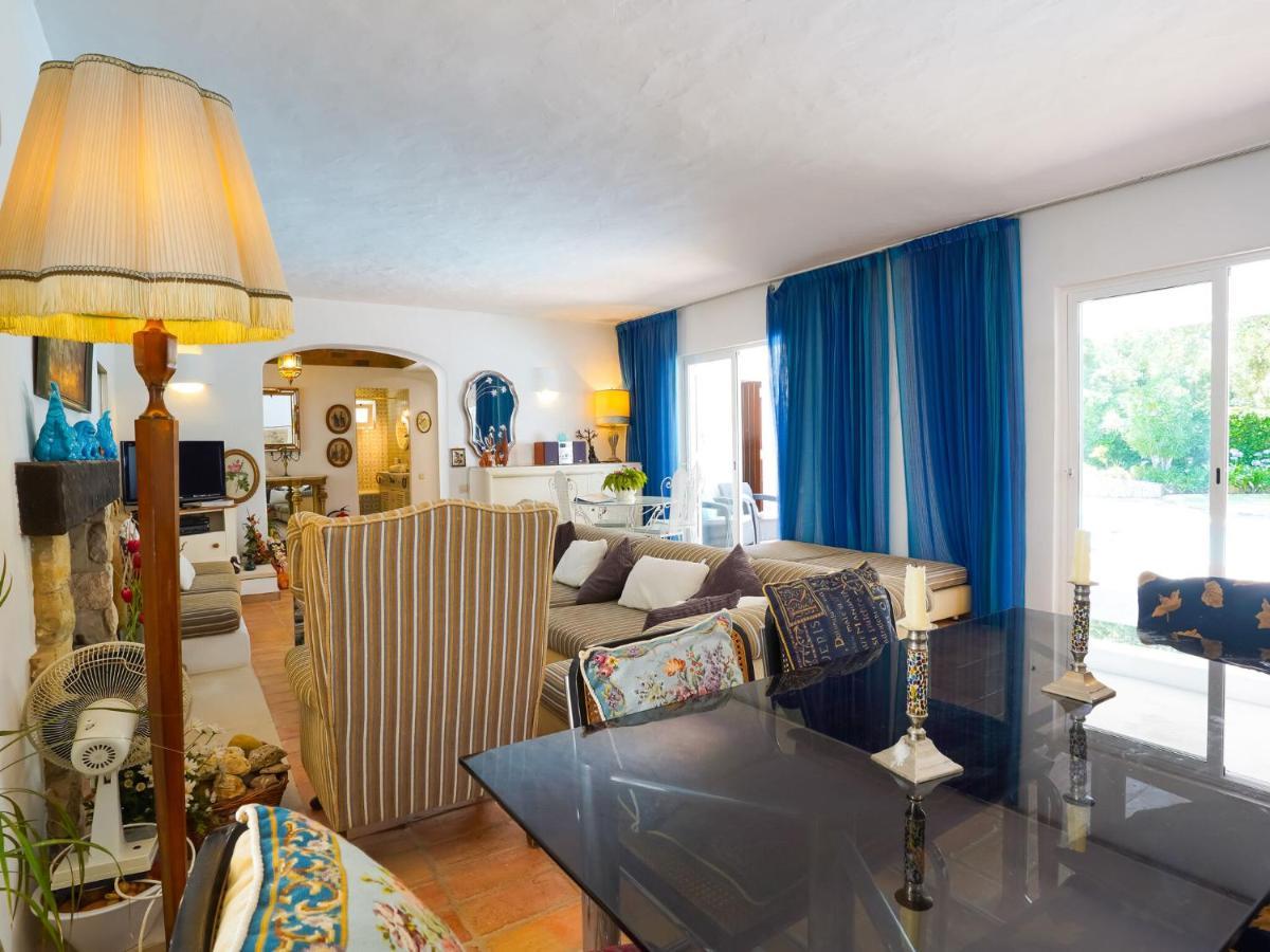Roofed Villa In Albufeira With Private Swimming Pool Olhos de Αgua Δωμάτιο φωτογραφία