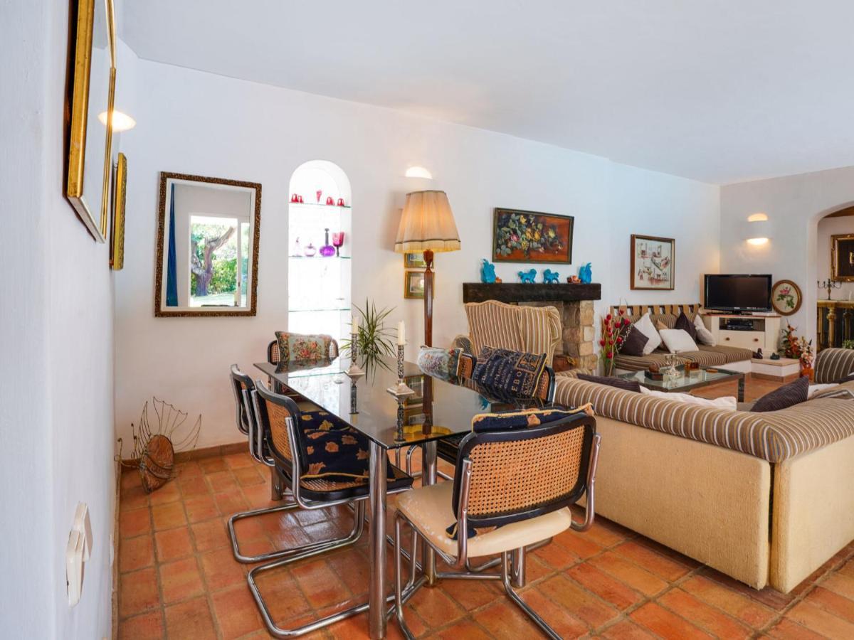 Roofed Villa In Albufeira With Private Swimming Pool Olhos de Αgua Δωμάτιο φωτογραφία
