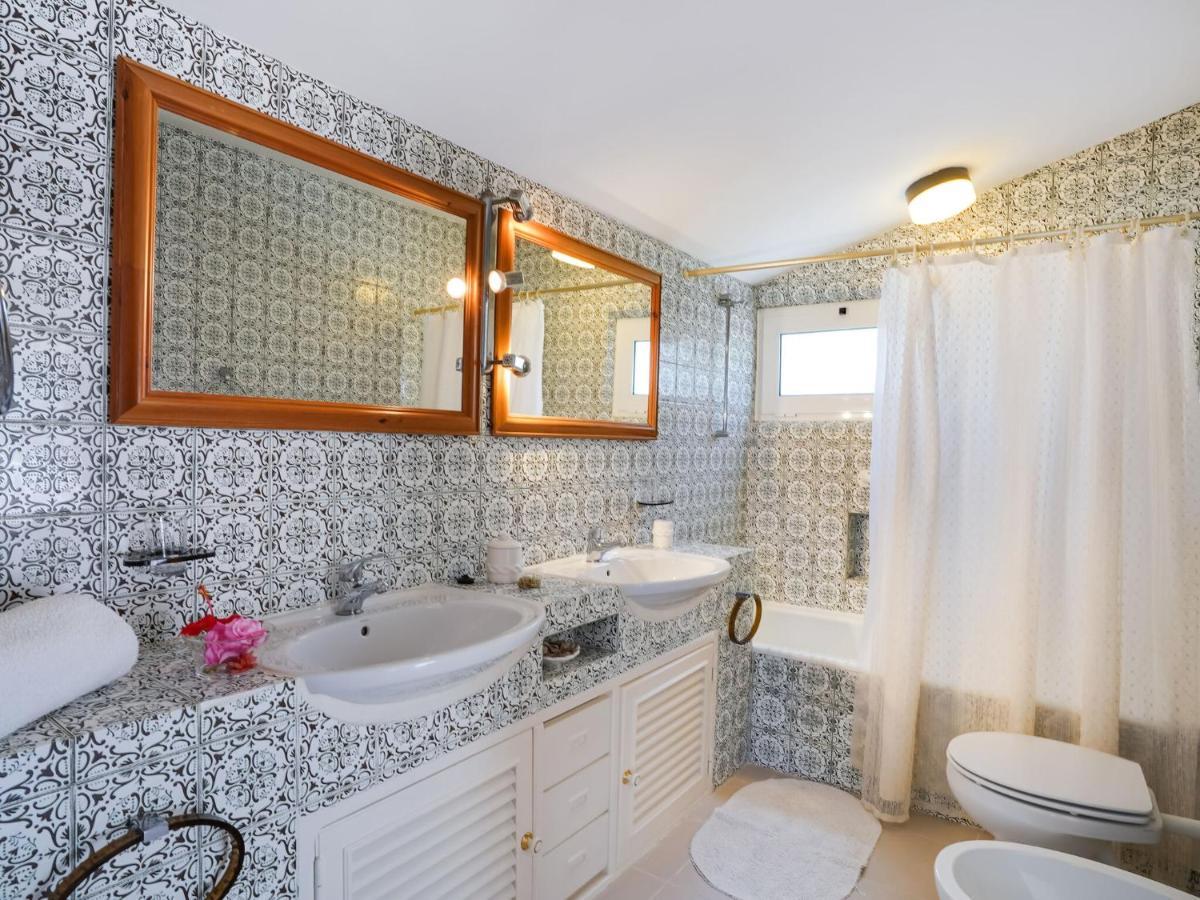 Roofed Villa In Albufeira With Private Swimming Pool Olhos de Αgua Δωμάτιο φωτογραφία