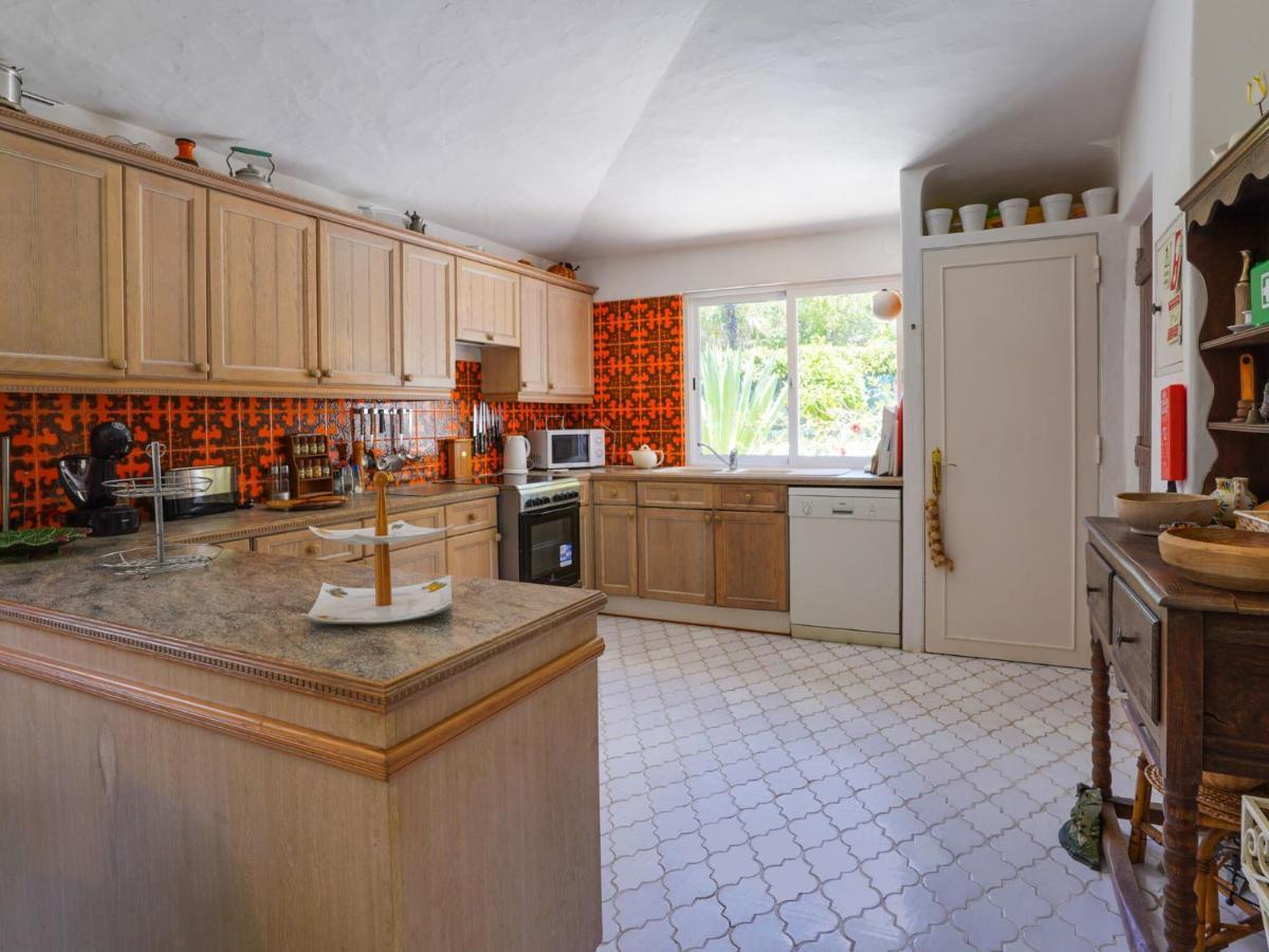 Roofed Villa In Albufeira With Private Swimming Pool Olhos de Αgua Δωμάτιο φωτογραφία